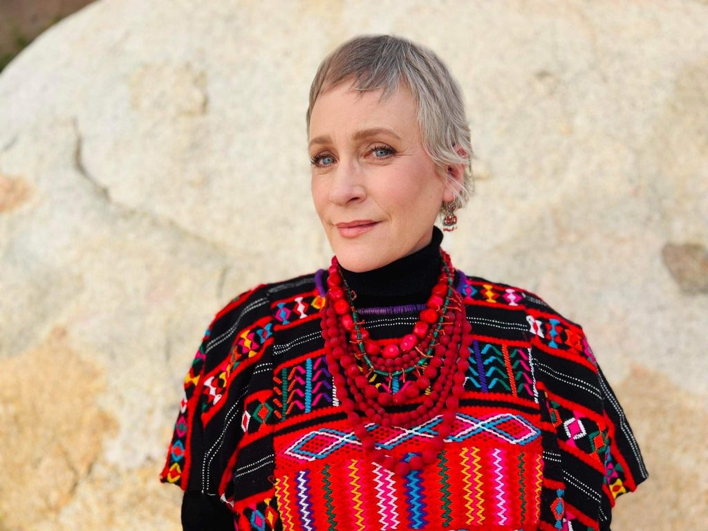 Exploring Assemblage and Collage in Art with Irma Sofía Poeter