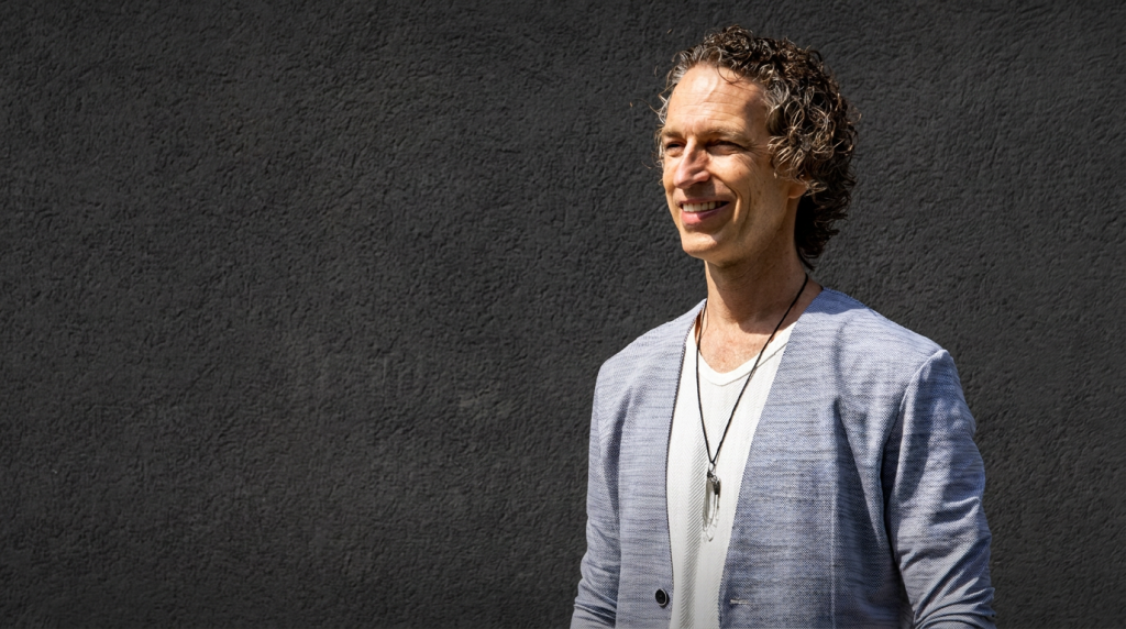 Five Simple Ways to Feel More Grounded with Jeffrey Allen